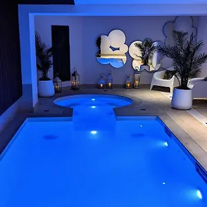 Отель Romantic &