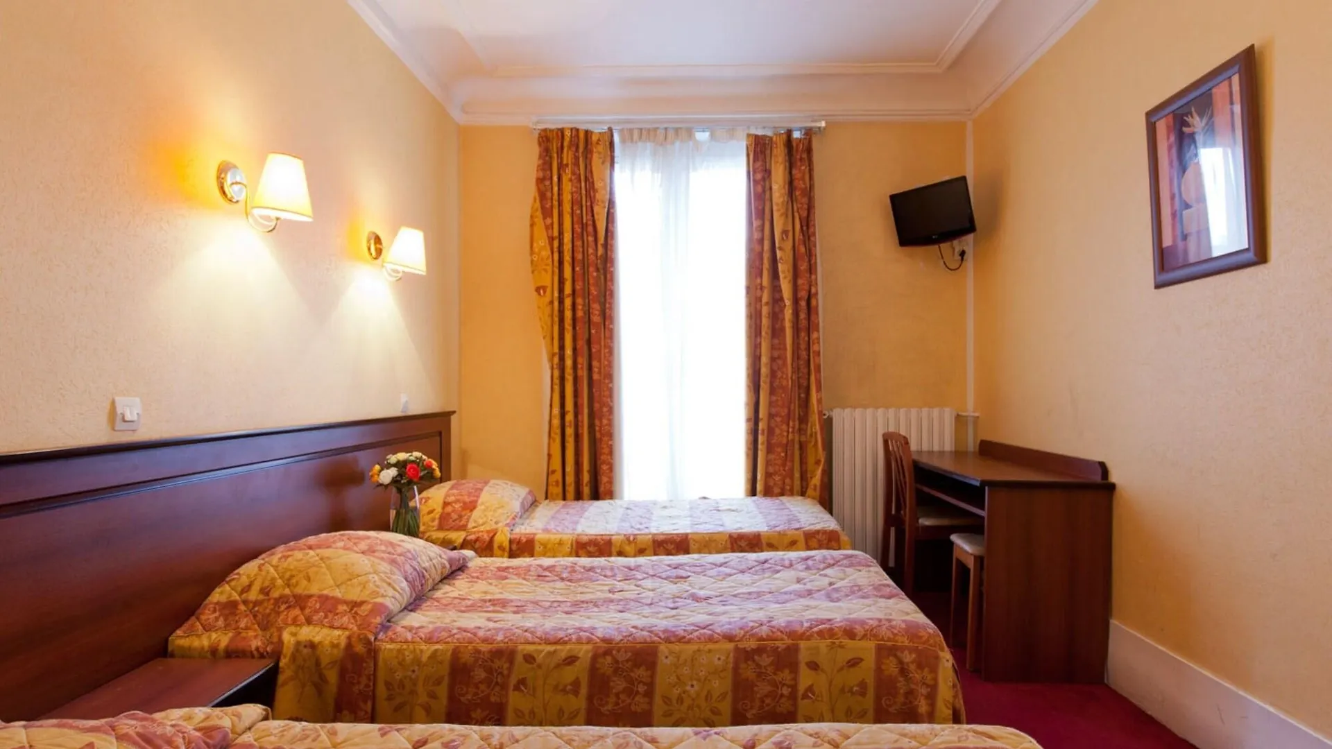 Hotel Du Square D'Anvers Párizs