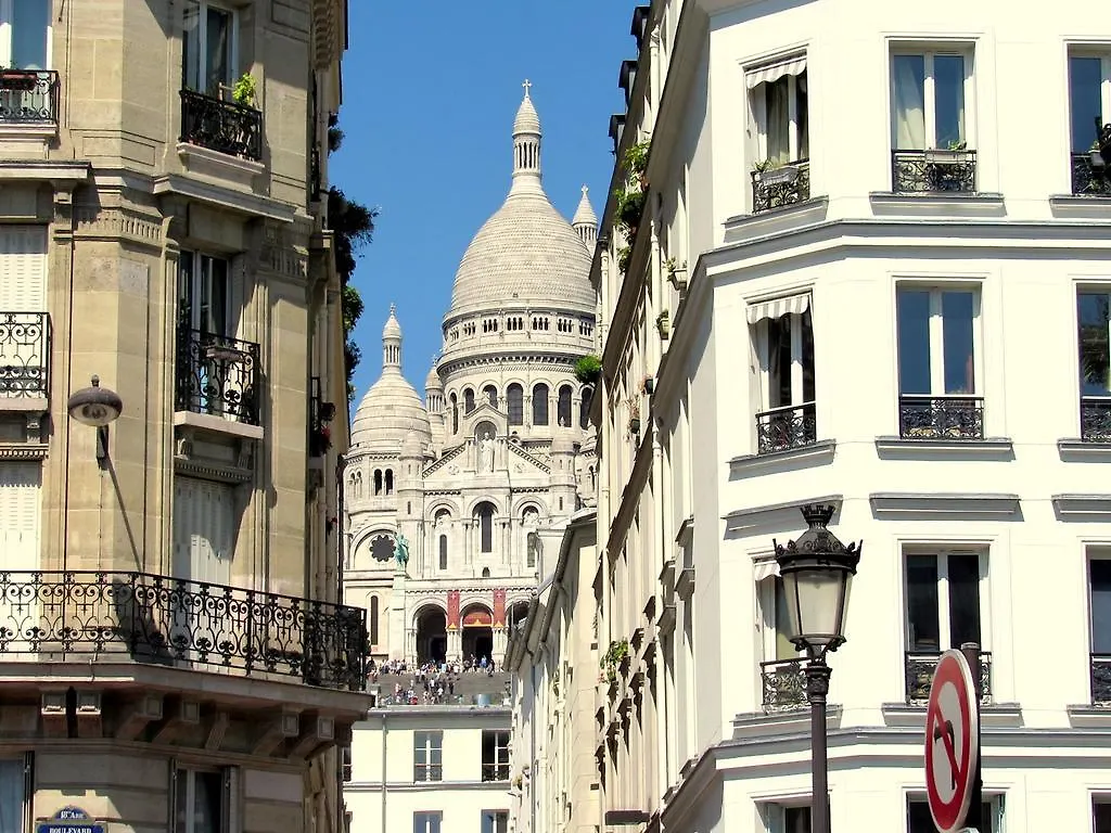 Hotel Du Square D'Anvers Parijs