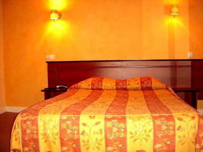 Hotel Du Square D'Anvers Párizs