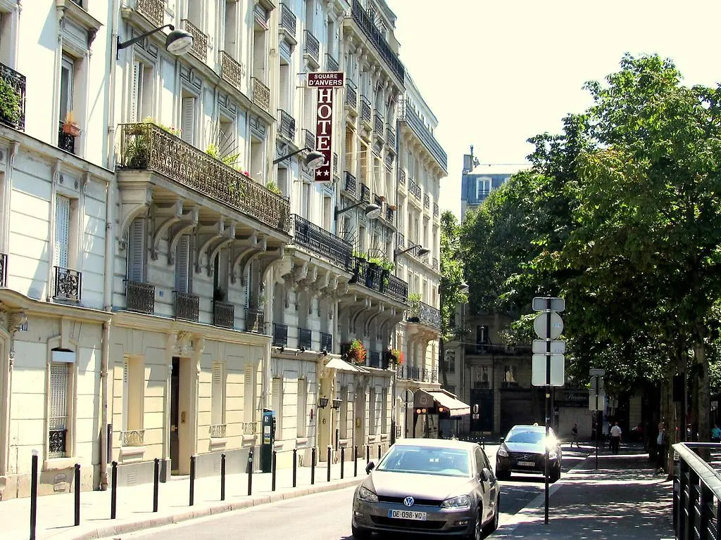 Hotel Du Square D'Anvers Париж