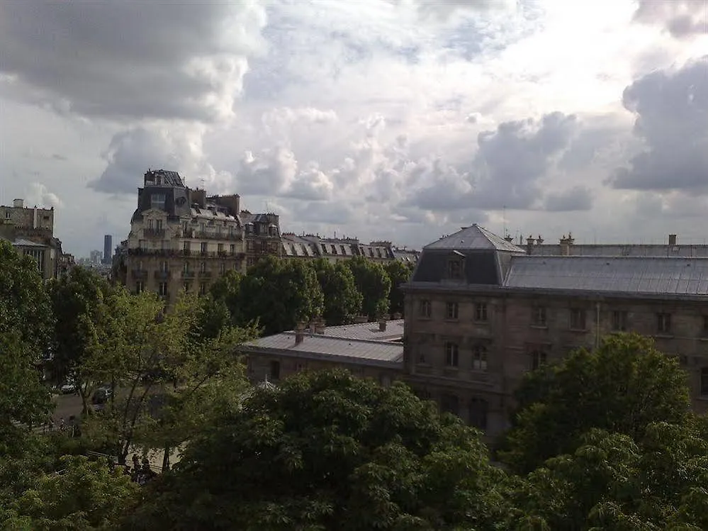 Hotel Du Square D'Anvers Париж
