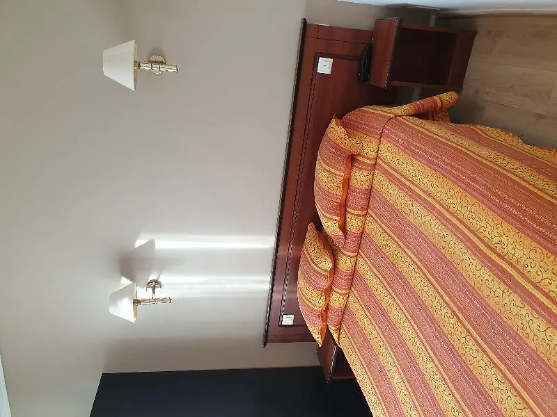 Hotel Du Square D'Anvers Париж